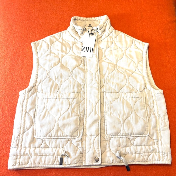 Zara oversized ecru off white lyocell and cotton quilted puffer vest NWT - Picture 3 of 13